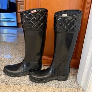 Hunter Black Glossy Quilted Boots